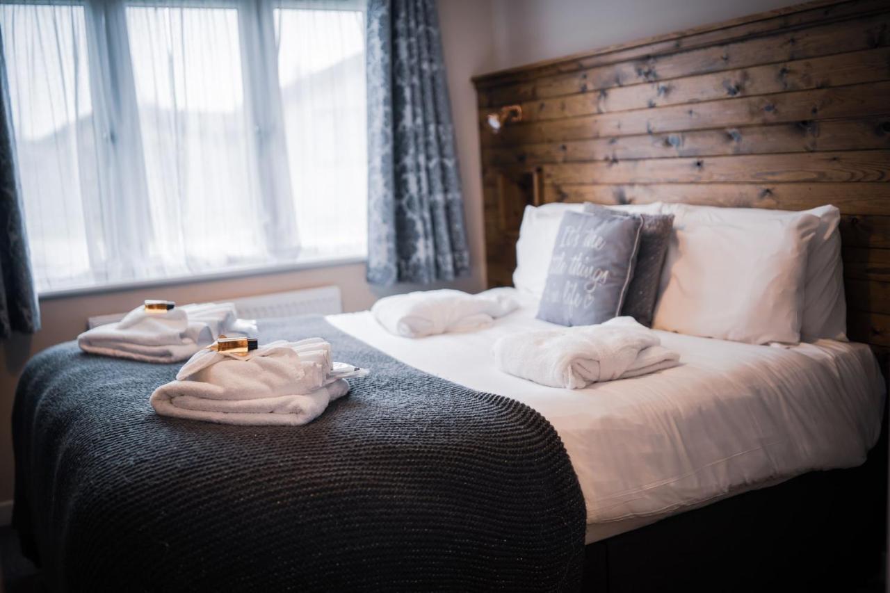 Warrenwood Country Park Hotell Polegate Exteriör bild