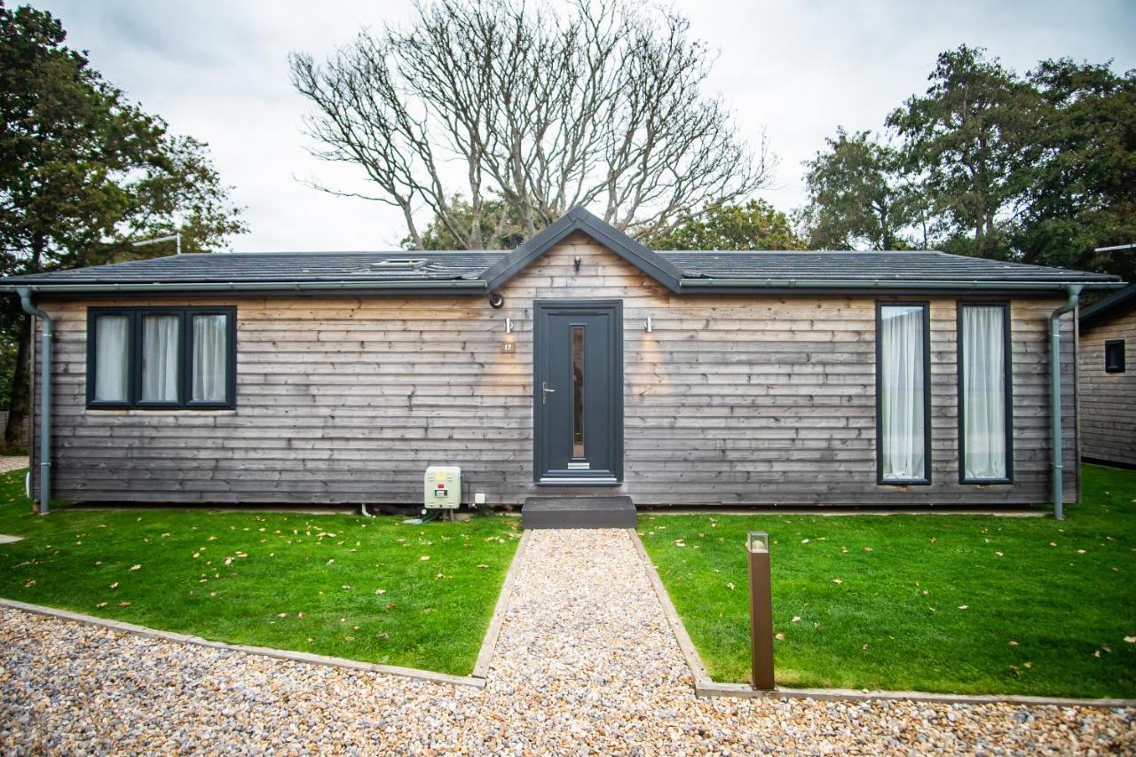 Warrenwood Country Park Hotell Polegate Exteriör bild